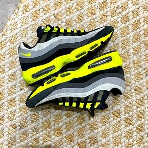 Nike Air Max 95 NO SEW Vault and Black Mens running shoes